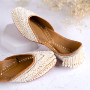 Juttis for Women | Handcrafted Elegance by Frill Thrills