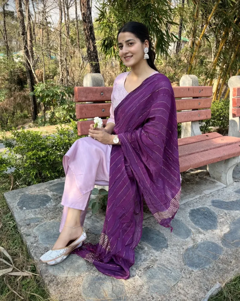 Punjabi-Wedding-Jutti-for-Women