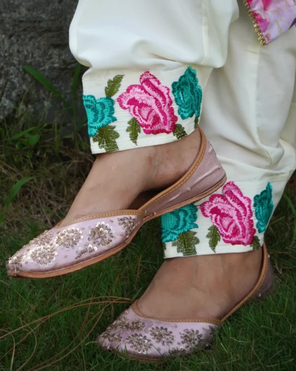 Pink Embellished Silk Jutti - Image 2
